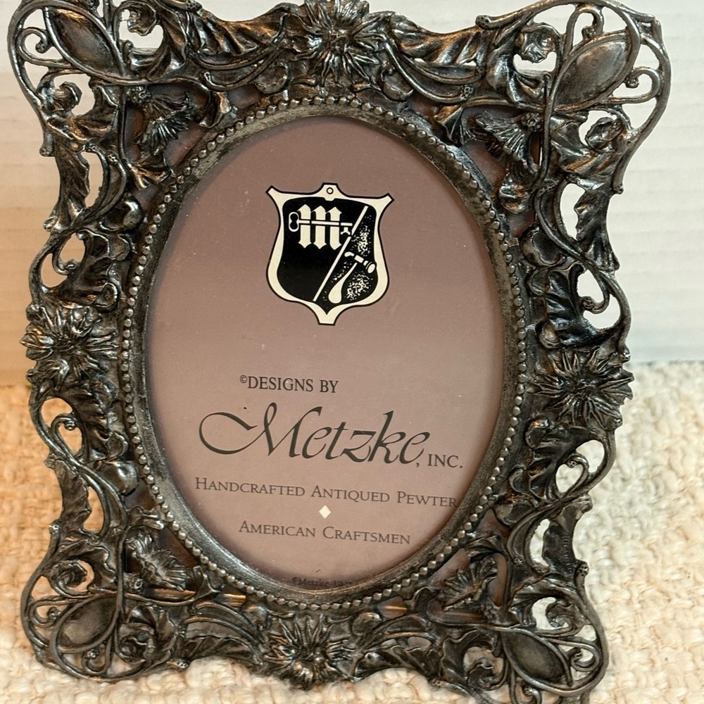 Pewter frame New Vintage 4x6 Photo Meteke